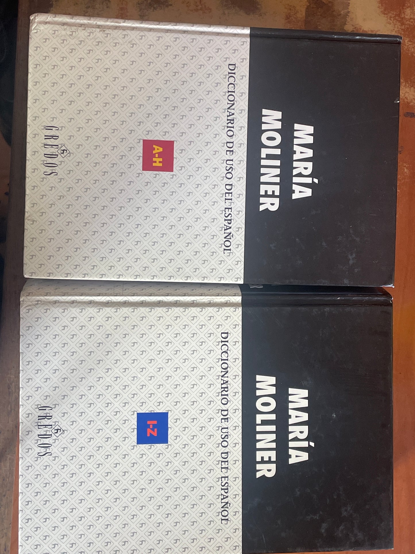 Diccionario de uso del Español vol 1 y 2 María Moliner